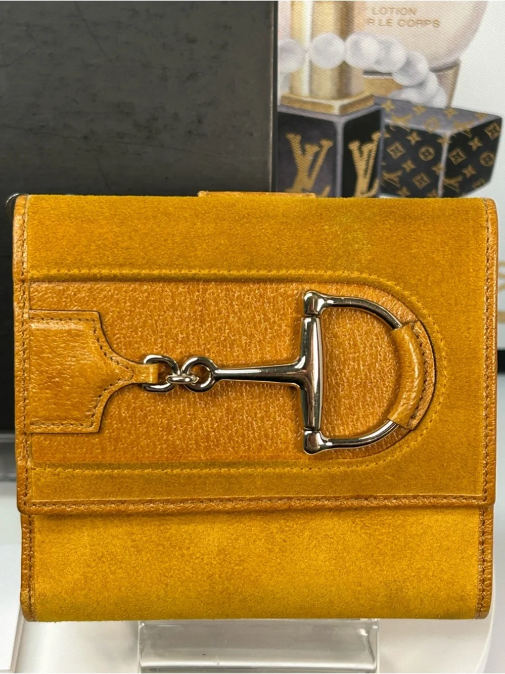 GUCCI Horsebit Suede/Leather Bifold Wallet 😍💛 - Picture 5 of 17